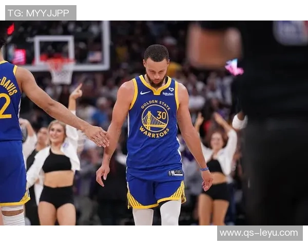 勇士因伤病影响本赛季前20场比赛已尝试8种首发阵容